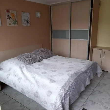 Jednosci Narodowej Appartement *
